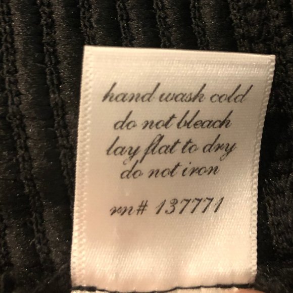 NWT! Francesca's High-Waisted Black A-Line Skirt - Picture 10 of 10